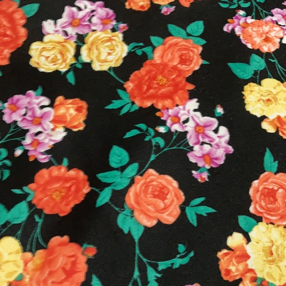 Floral Skirt - Picture 2 of 3